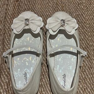 Glittery White Kids Shoes with Bow